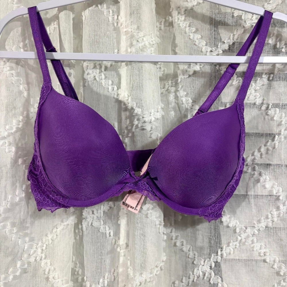 Victoria's Secret Dream Angels Push Up Bra Purple Lace Trim 36B